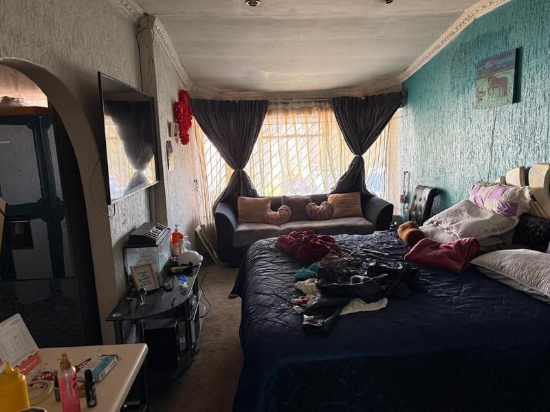 10 Bedroom Property for Sale in Erasmia Gauteng