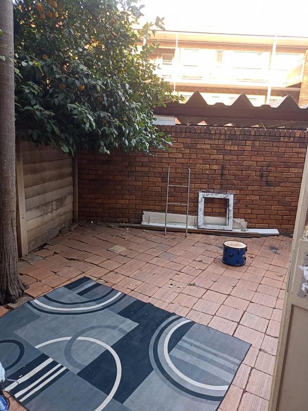 2 Bedroom Property for Sale in Pretoria Gardens Gauteng