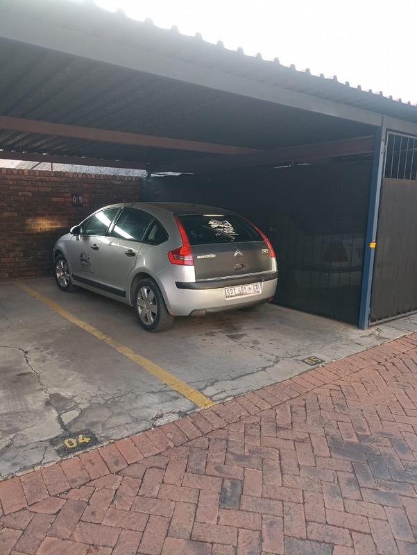 2 Bedroom Property for Sale in Pretoria Gardens Gauteng