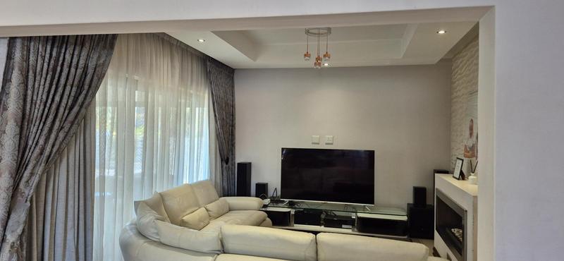 6 Bedroom Property for Sale in Midlands Estate Gauteng