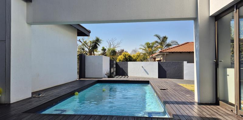 6 Bedroom Property for Sale in Midlands Estate Gauteng