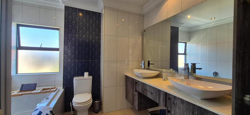 6 Bedroom Property for Sale in Midlands Estate Gauteng