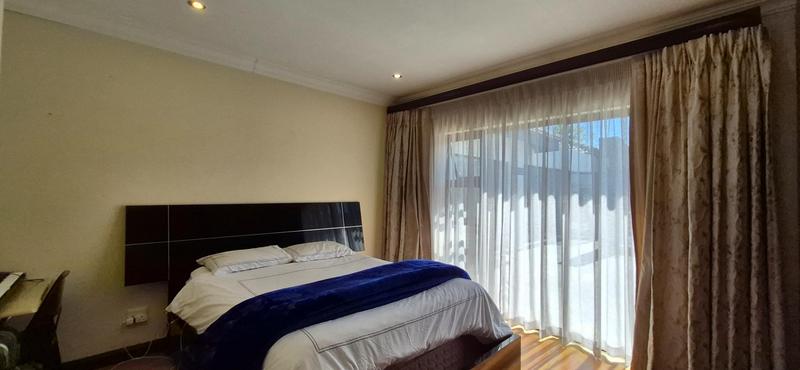 6 Bedroom Property for Sale in Midlands Estate Gauteng