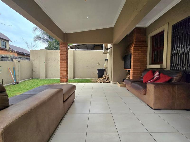 3 Bedroom Property for Sale in Alberante Gauteng