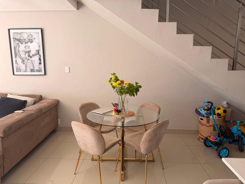 To Let 2 Bedroom Property for Rent in Equestria Gauteng