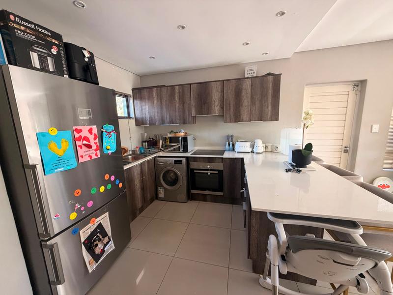 To Let 2 Bedroom Property for Rent in Equestria Gauteng