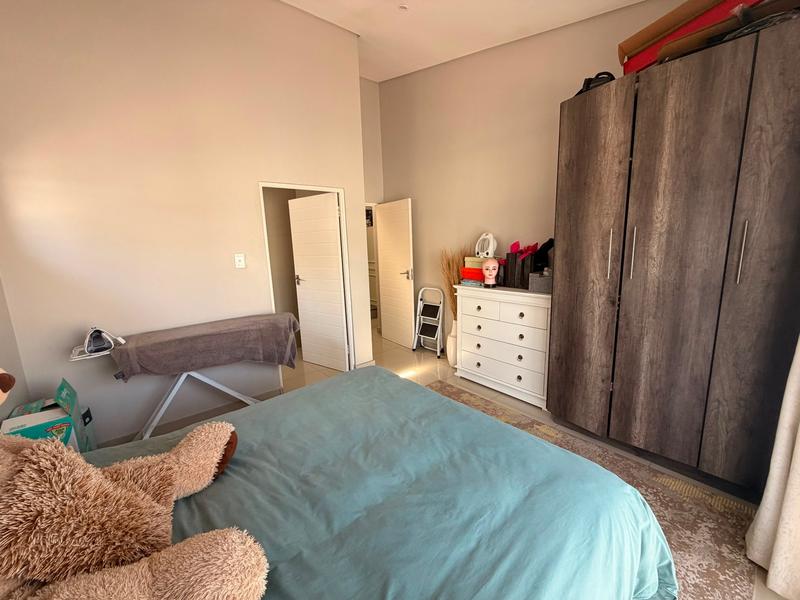 To Let 2 Bedroom Property for Rent in Equestria Gauteng
