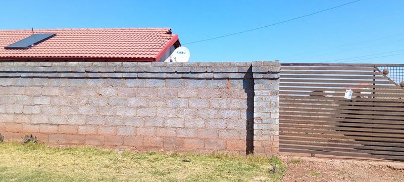 3 Bedroom Property for Sale in Bram Fischerville Gauteng