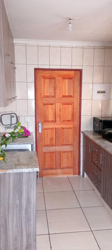 3 Bedroom Property for Sale in Bram Fischerville Gauteng