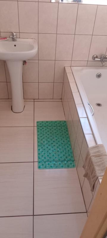 3 Bedroom Property for Sale in Bram Fischerville Gauteng