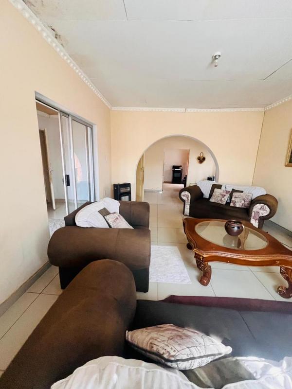 2 Bedroom Property for Sale in Tshepisong Gauteng
