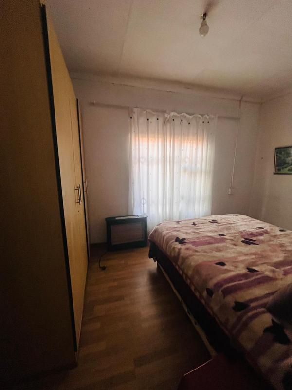 2 Bedroom Property for Sale in Tshepisong Gauteng