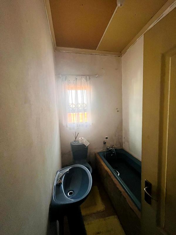 2 Bedroom Property for Sale in Tshepisong Gauteng