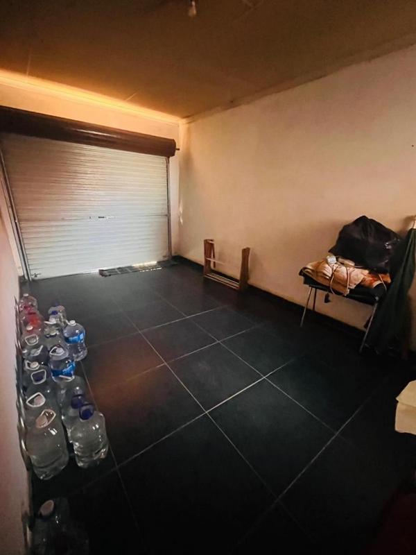 2 Bedroom Property for Sale in Tshepisong Gauteng