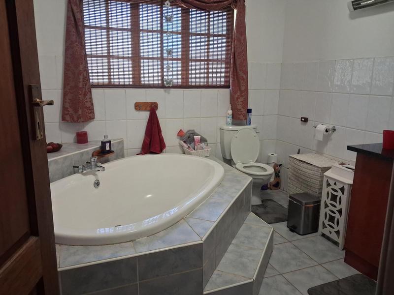 5 Bedroom Property for Sale in Pretoria North Gauteng