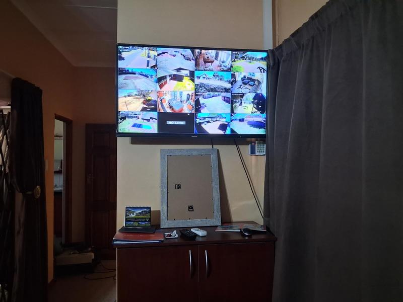 5 Bedroom Property for Sale in Pretoria North Gauteng