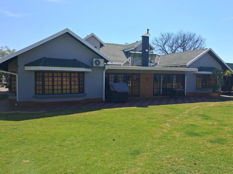 5 Bedroom Property for Sale in Pretoria North Gauteng