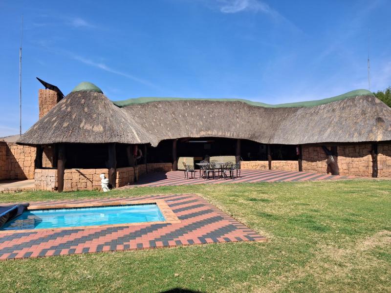 5 Bedroom Property for Sale in Pretoria North Gauteng