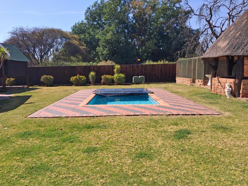 5 Bedroom Property for Sale in Pretoria North Gauteng