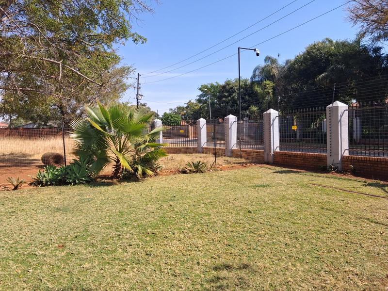 5 Bedroom Property for Sale in Pretoria North Gauteng