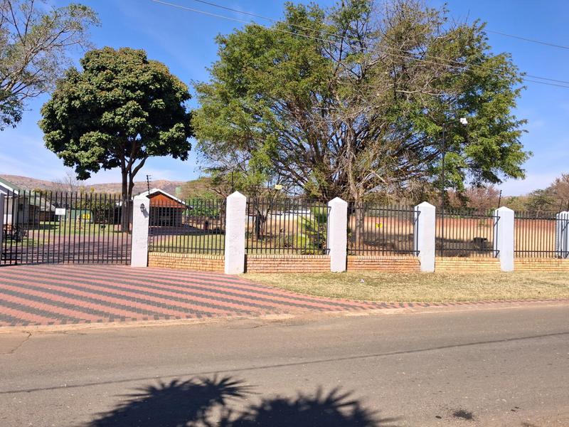 5 Bedroom Property for Sale in Pretoria North Gauteng