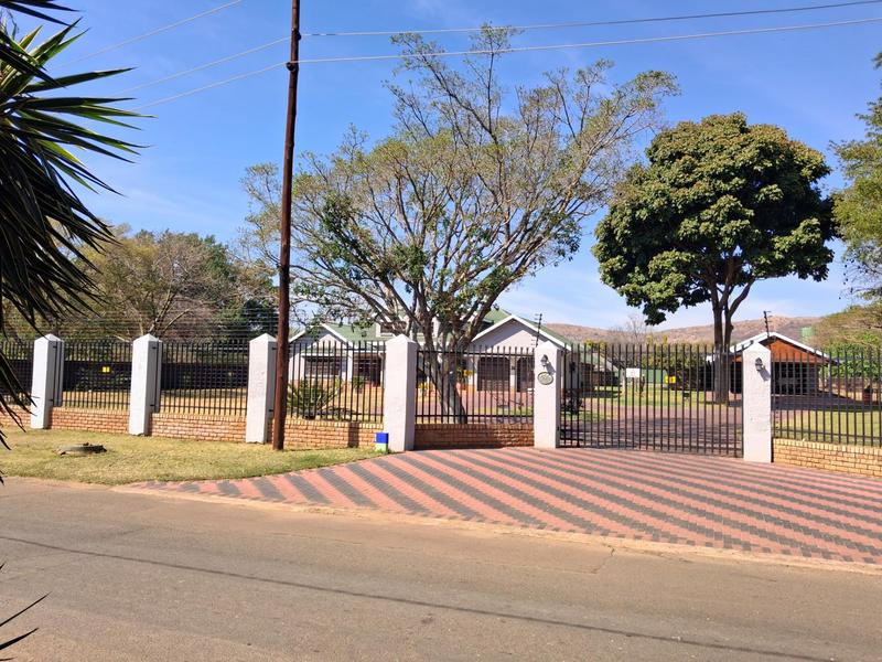 5 Bedroom Property for Sale in Pretoria North Gauteng