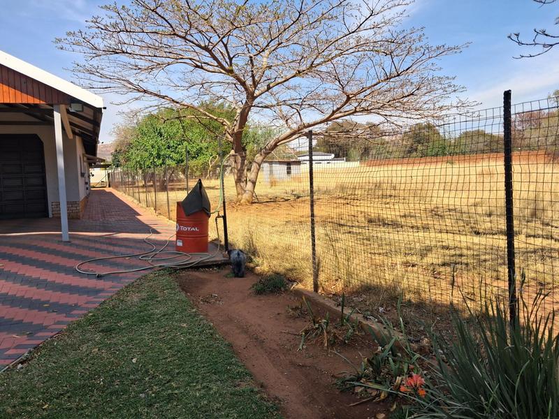 5 Bedroom Property for Sale in Pretoria North Gauteng