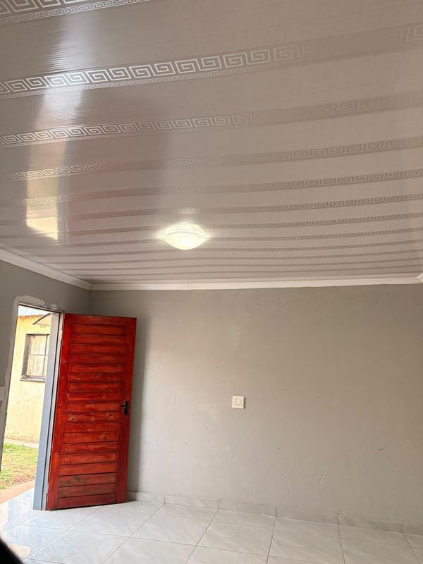 To Let 1 Bedroom Property for Rent in Jabavu Gauteng
