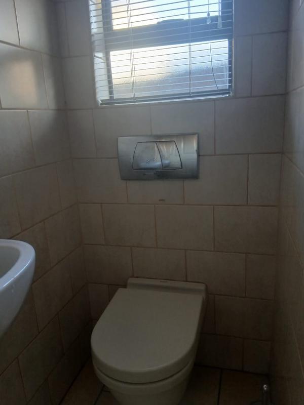 To Let 4 Bedroom Property for Rent in Ennerdale Gauteng