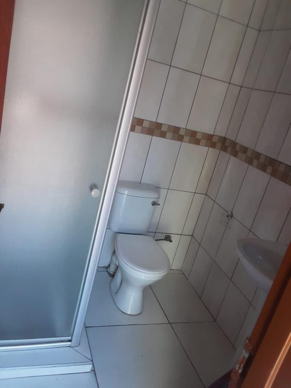 2 Bedroom Property for Sale in Dobsonville Gauteng