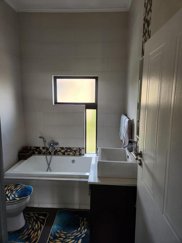 3 Bedroom Property for Sale in Maroeladal Gauteng