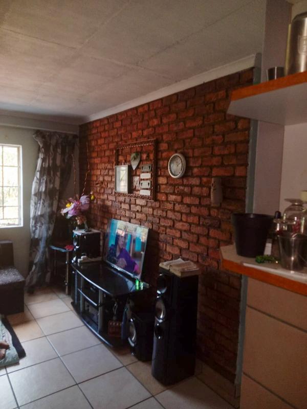 2 Bedroom Property for Sale in Pretoria West Gauteng