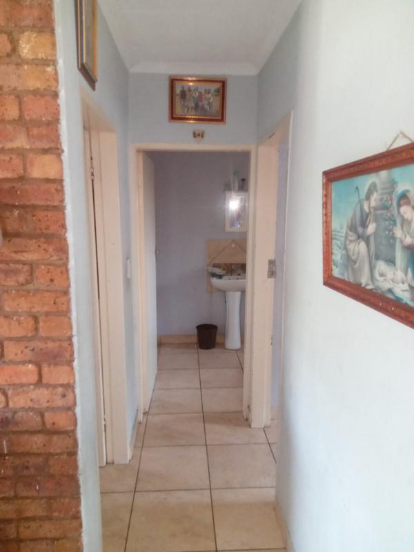 2 Bedroom Property for Sale in Pretoria West Gauteng
