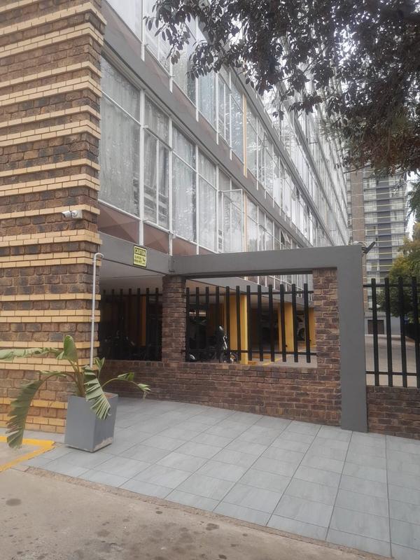 3 Bedroom Property for Sale in Sunnyside Gauteng