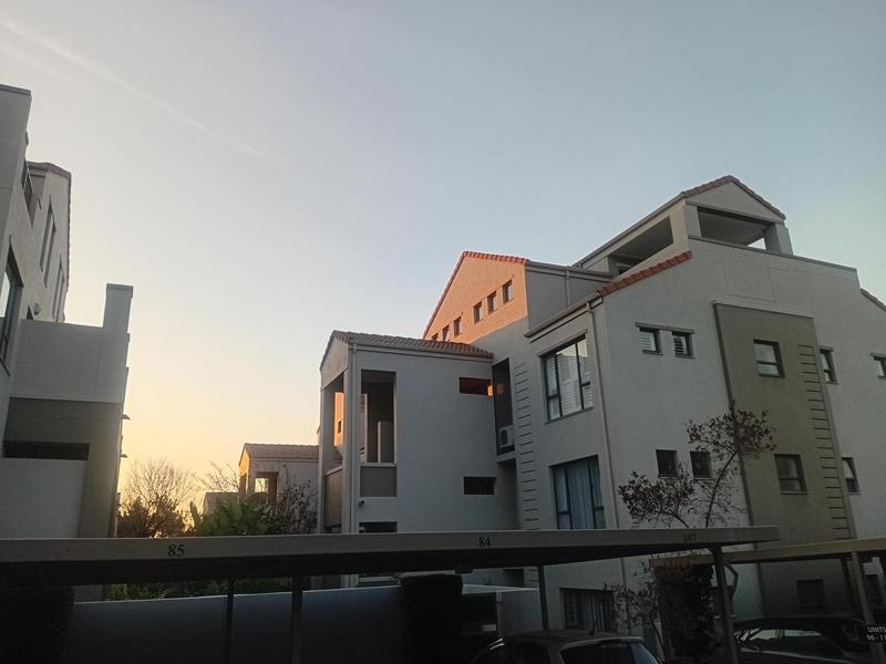 1 Bedroom Property for Sale in Bryanston Gauteng