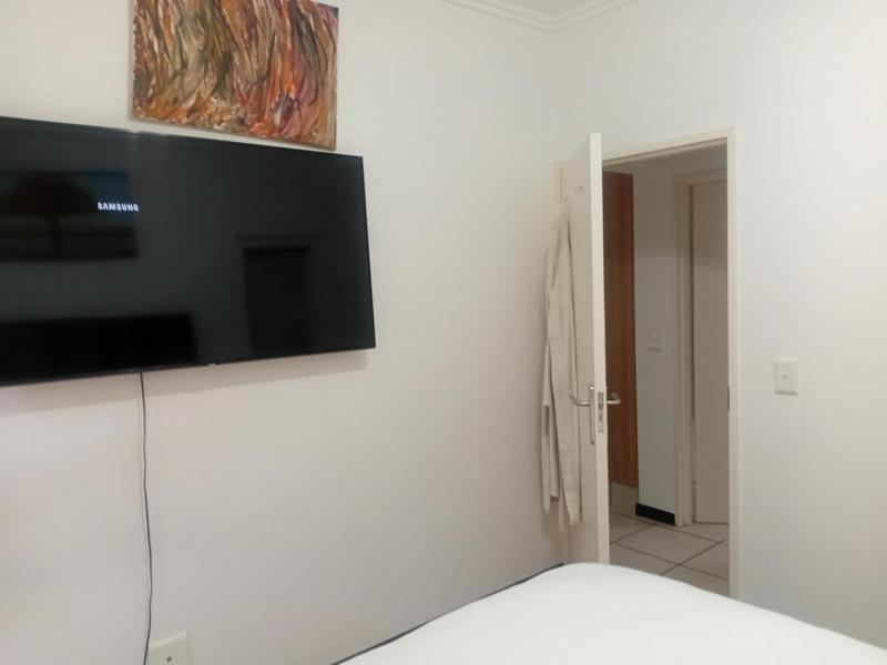 1 Bedroom Property for Sale in Bryanston Gauteng