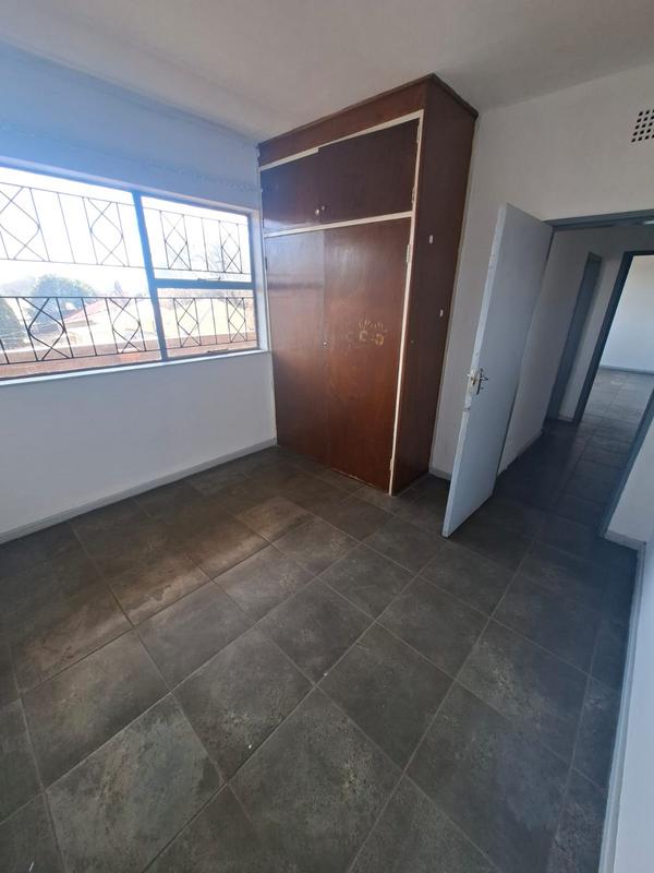 To Let 2 Bedroom Property for Rent in Rosettenville Gauteng