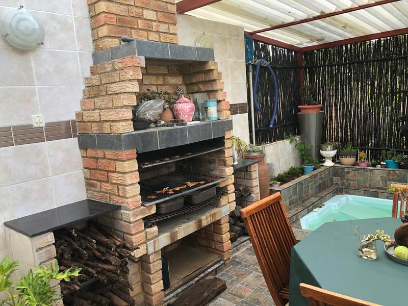 1 Bedroom Property for Sale in Southfork Gauteng