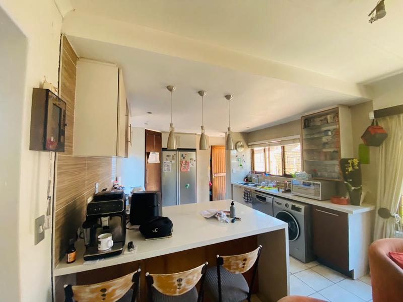 4 Bedroom Property for Sale in Vorna Valley Gauteng