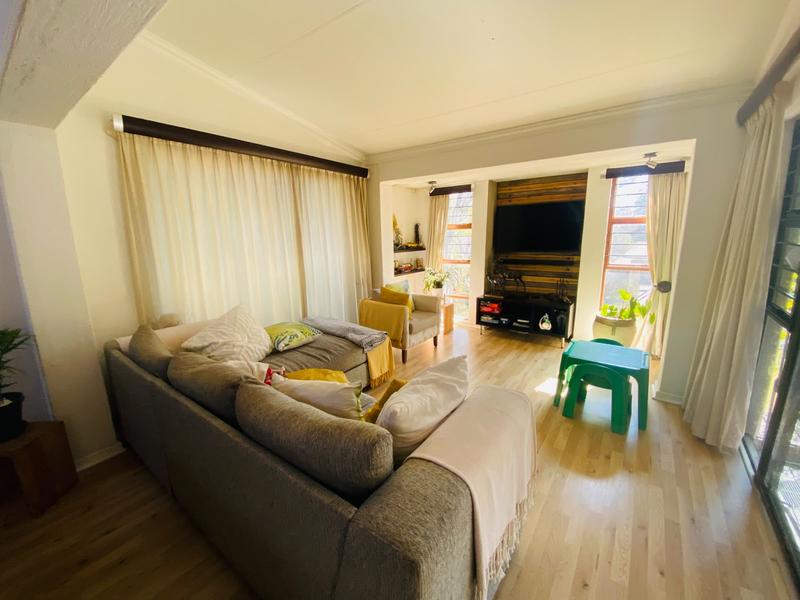 4 Bedroom Property for Sale in Vorna Valley Gauteng