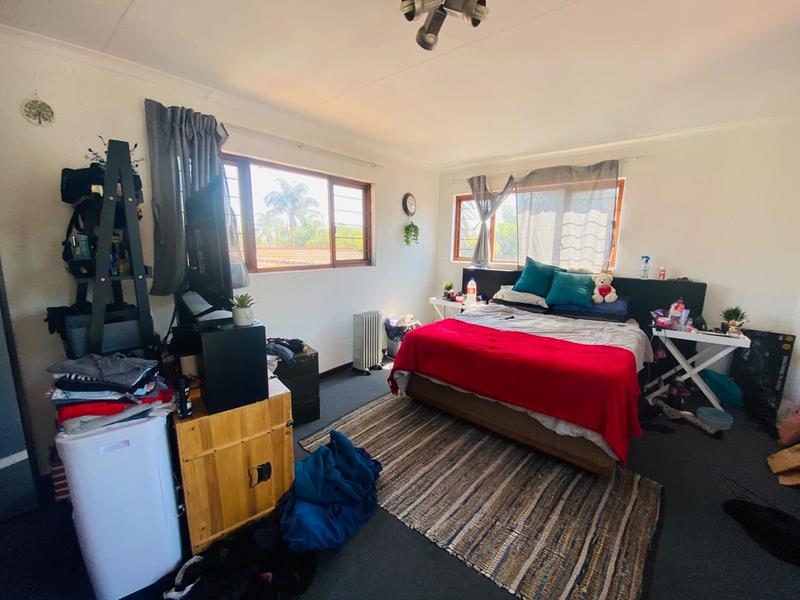 4 Bedroom Property for Sale in Vorna Valley Gauteng