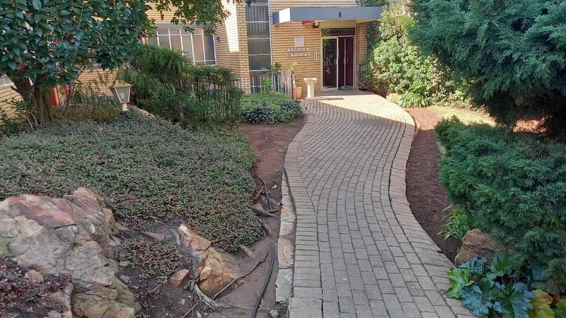 2 Bedroom Property for Sale in Lorentzville Gauteng
