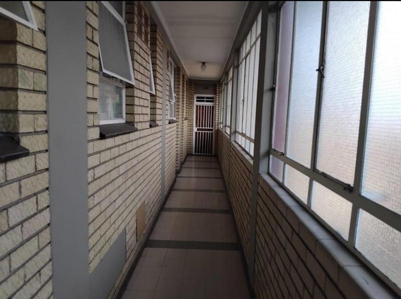 2 Bedroom Property for Sale in Lorentzville Gauteng