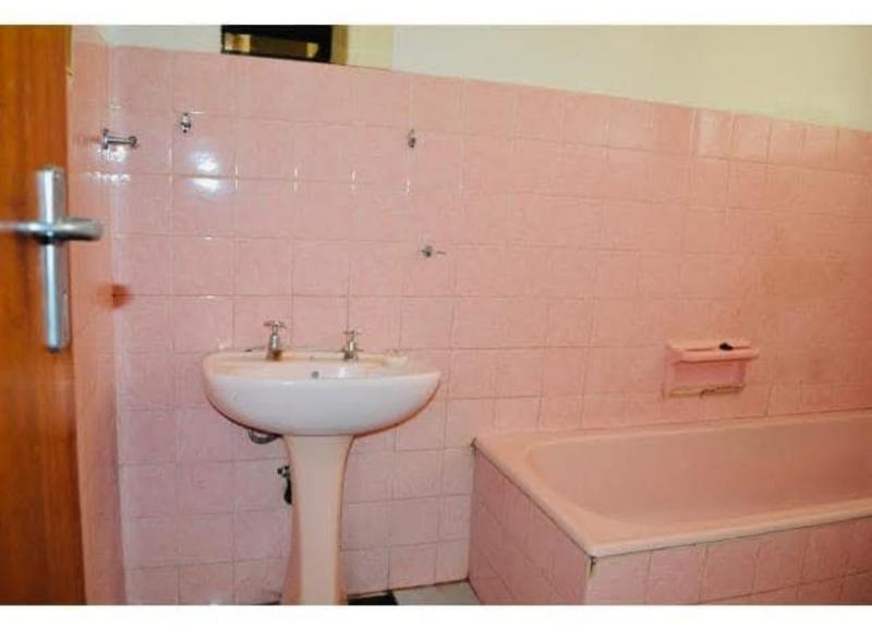 2 Bedroom Property for Sale in Lorentzville Gauteng