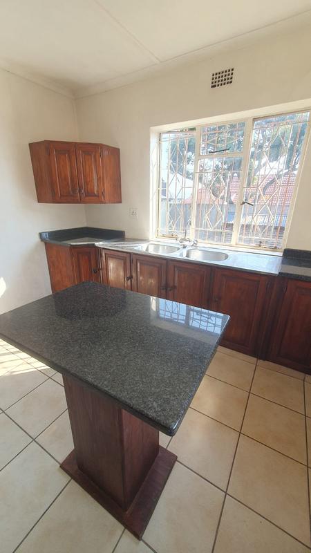To Let 3 Bedroom Property for Rent in Kensington Gauteng