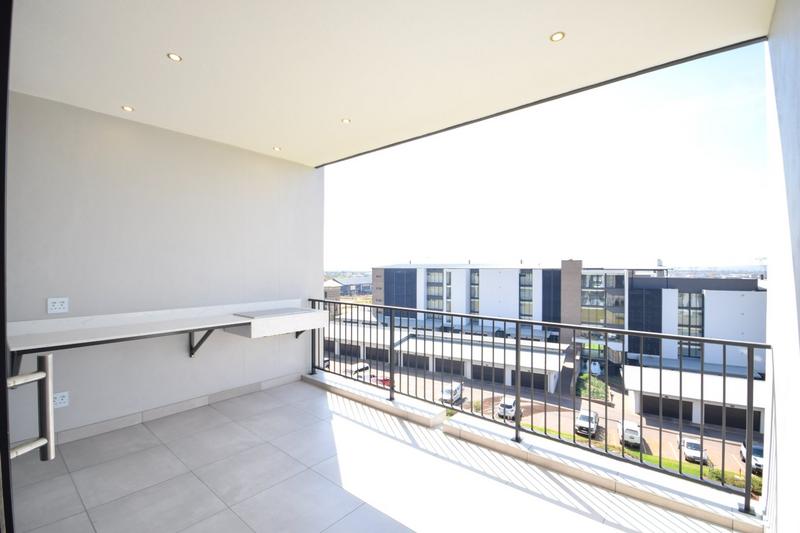 To Let 3 Bedroom Property for Rent in Midstream Estate Gauteng
