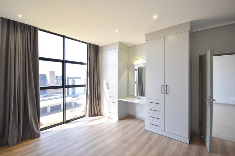 To Let 2 Bedroom Property for Rent in Midstream Estate Gauteng