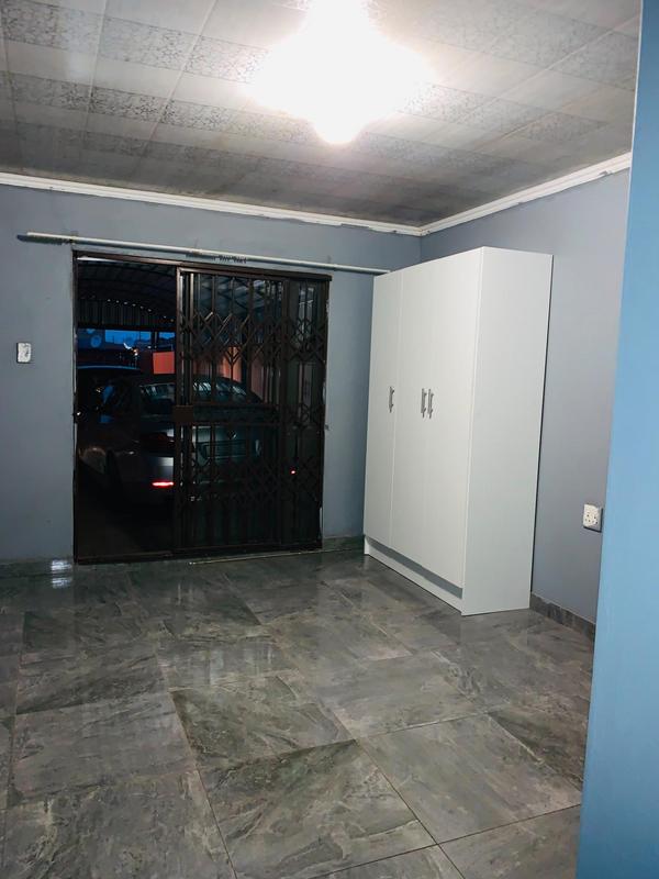 To Let 1 Bedroom Property for Rent in Protea Glen Gauteng