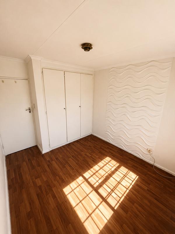 To Let 3 Bedroom Property for Rent in Linmeyer Gauteng