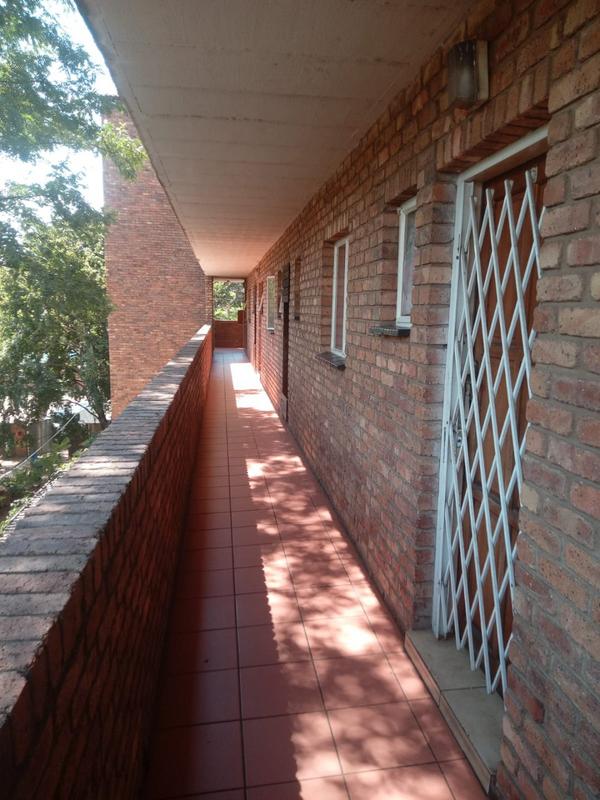 2 Bedroom Property for Sale in Pretoria West Gauteng